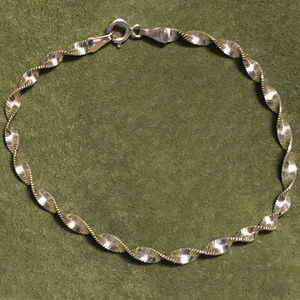 Sterling Silver Twisted Ribbon Bracelet